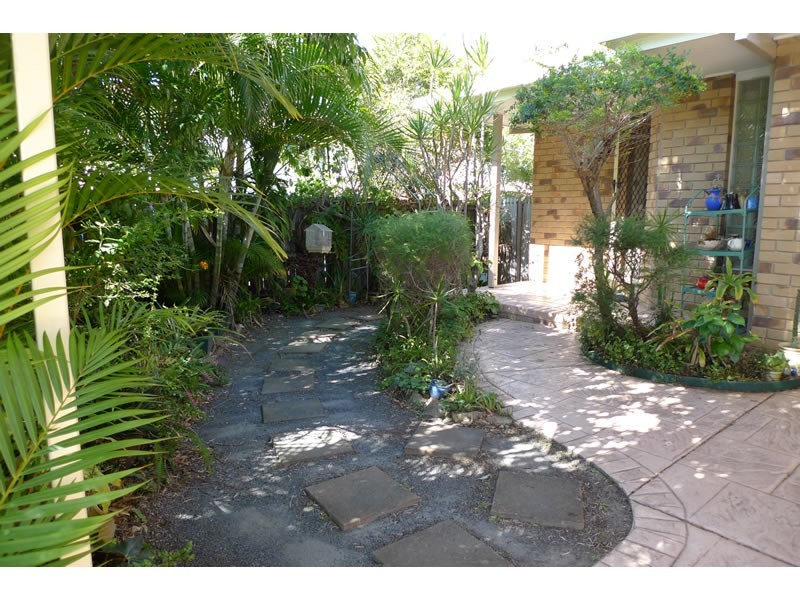 1/36 Ocean Street, Runaway Bay QLD 4216