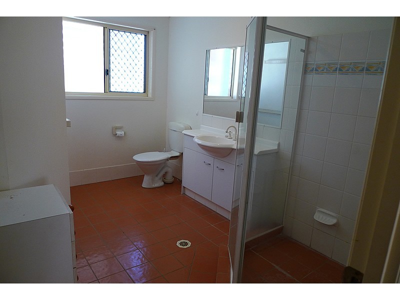 1/36 Ocean Street, Runaway Bay QLD 4216