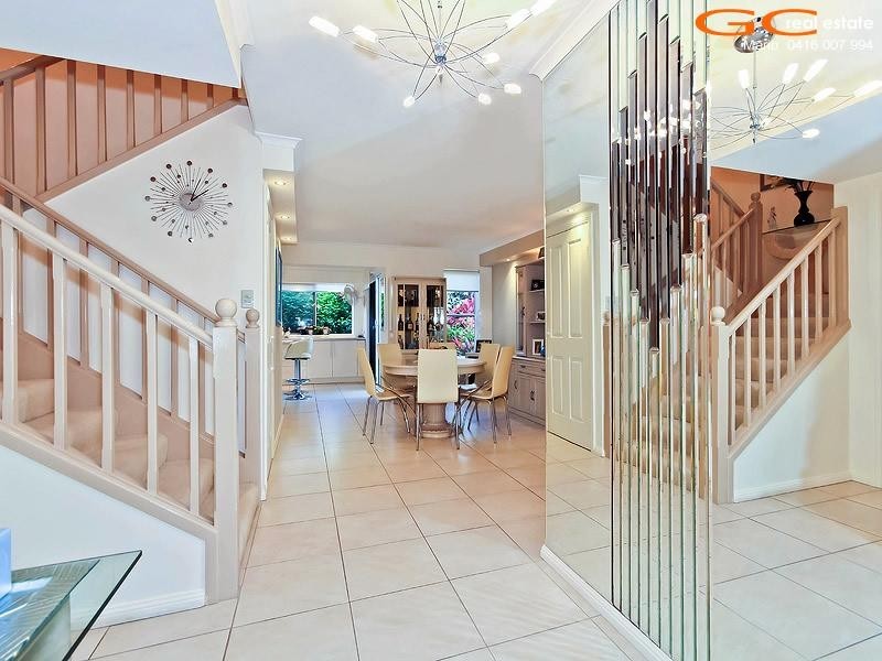 1/3 Marina Crescent, Hollywell QLD 4216