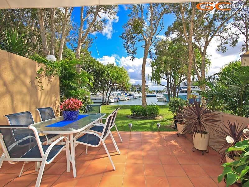 1/3 Marina Crescent, Hollywell QLD 4216