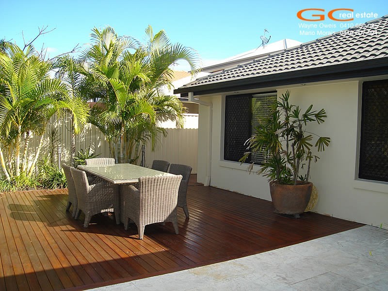 3 Lagos Court, Runaway Bay QLD 4216
