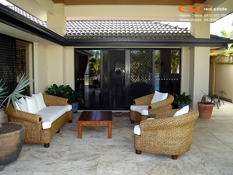 3 Lagos Court, Runaway Bay QLD 4216