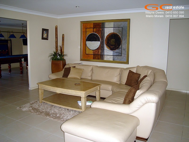 3 Lagos Court, Runaway Bay QLD 4216