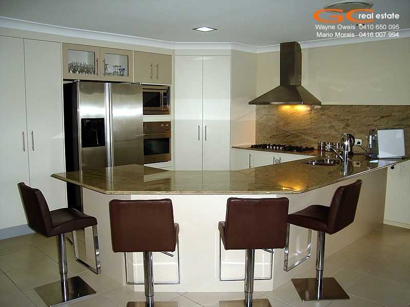 3 Lagos Court, Runaway Bay QLD 4216