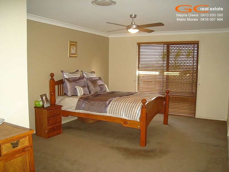 3 Lagos Court, Runaway Bay QLD 4216