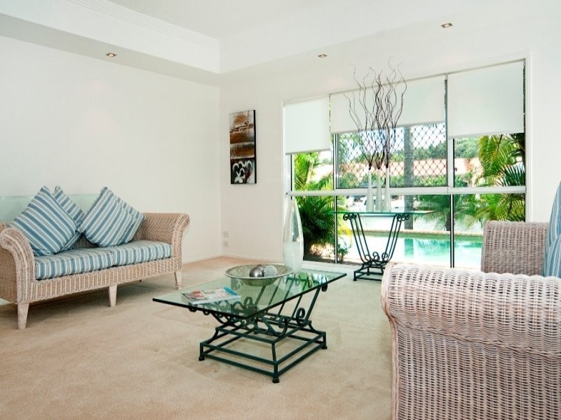 55 Pebble Beach Drive, Runaway Bay QLD 4216