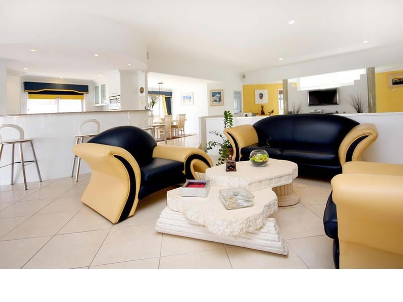 24 Pebble Beach Drive, Runaway Bay QLD 4216