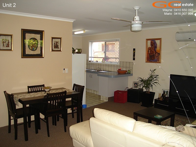 2/37 Milton Avenue, Paradise Point QLD 4216