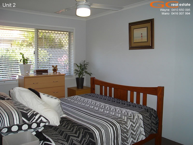 2/37 Milton Avenue, Paradise Point QLD 4216