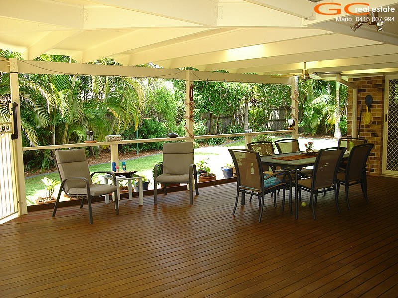 5 Corringle Close, Helensvale QLD 4212