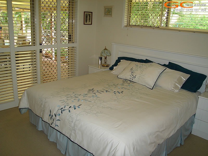 5 Corringle Close, Helensvale QLD 4212