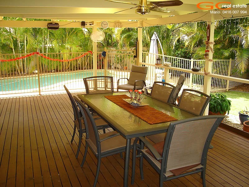 5 Corringle Close, Helensvale QLD 4212