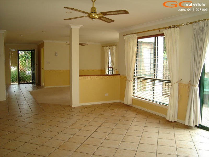 28 Myola Court, Coombabah QLD 4216