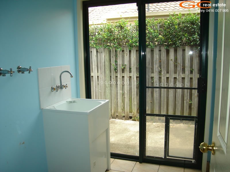 28 Myola Court, Coombabah QLD 4216