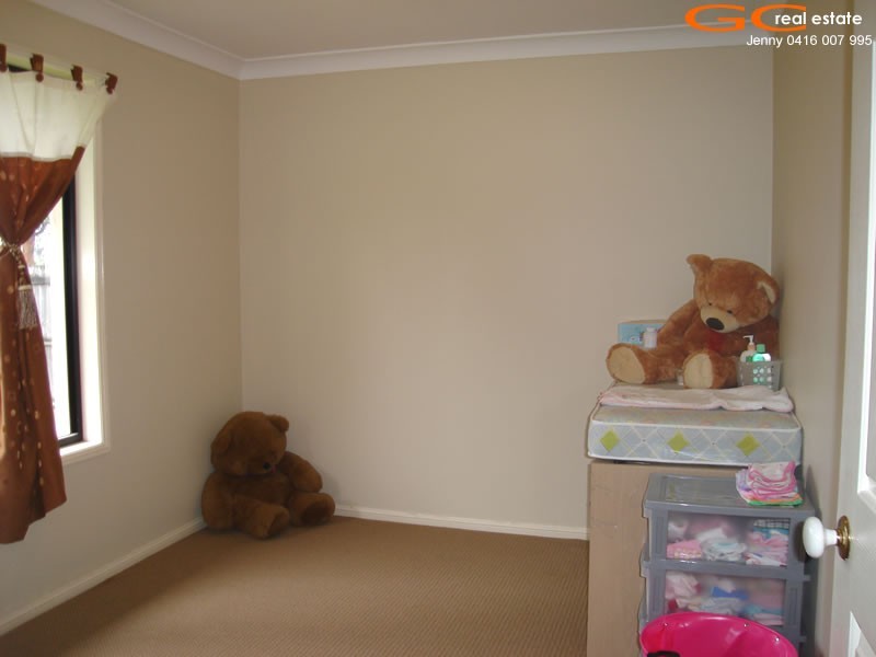 98 Serafina Drive, Helensvale QLD 4212