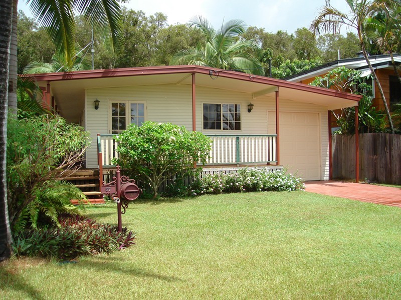 67 Nalkari Street, Coombabah QLD 4216