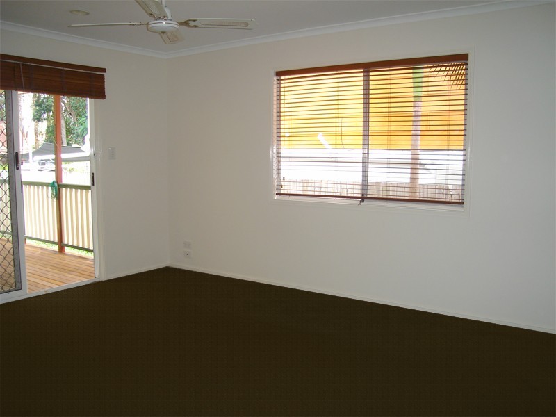 67 Nalkari Street, Coombabah QLD 4216