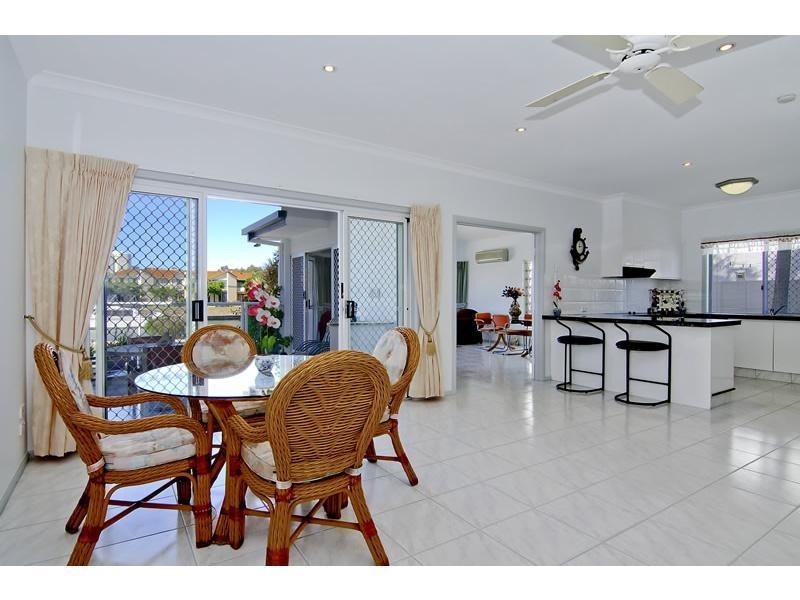 28 Sundance Way, Runaway Bay QLD 4216