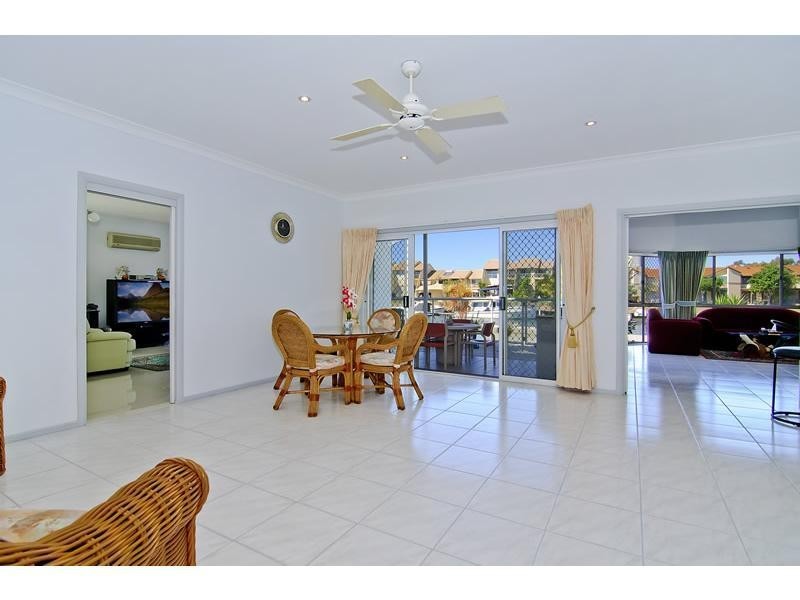 28 Sundance Way, Runaway Bay QLD 4216
