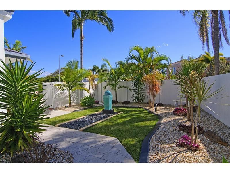 28 Sundance Way, Runaway Bay QLD 4216