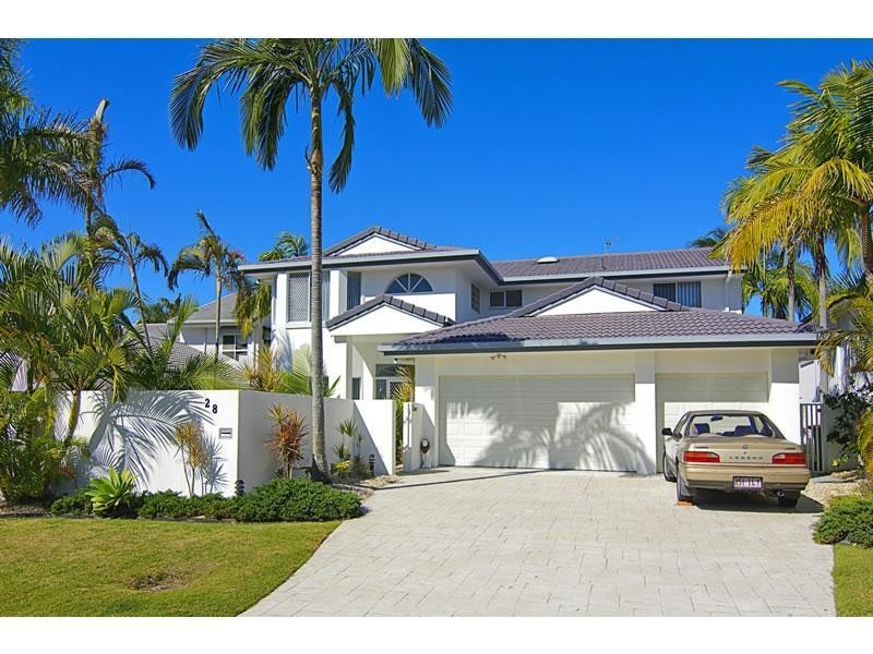 28 Sundance Way, Runaway Bay QLD 4216