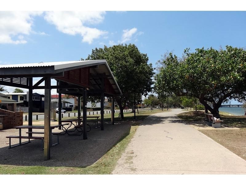 13/16 Abalone Avenue, Paradise Point QLD 4216