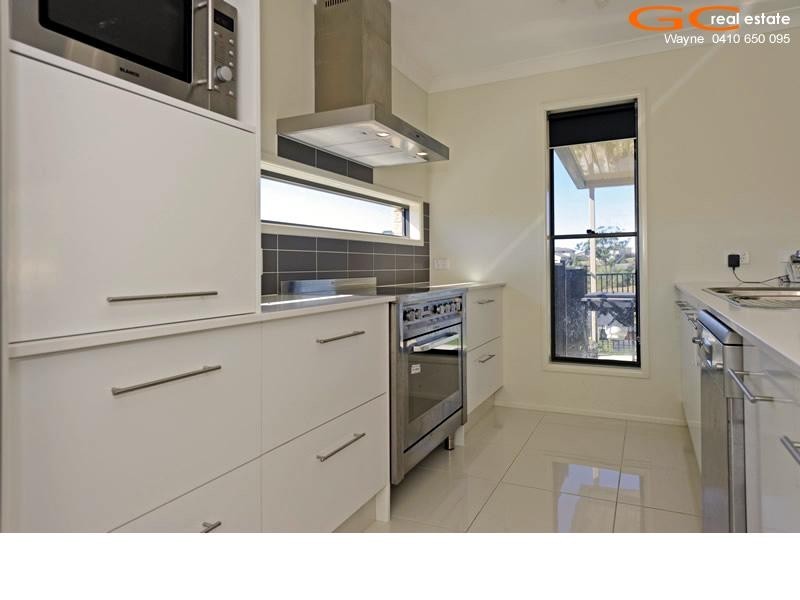 Pacific Pines QLD 4211