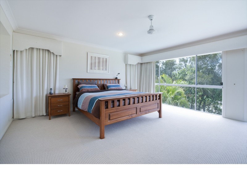 Oyster Cove QLD 4212