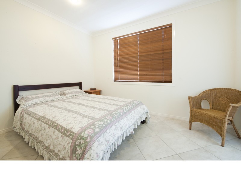 Oyster Cove QLD 4212