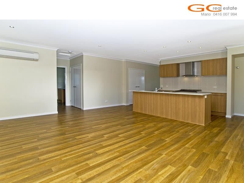 52 Rhodium Crescent, Hope Island QLD 4212