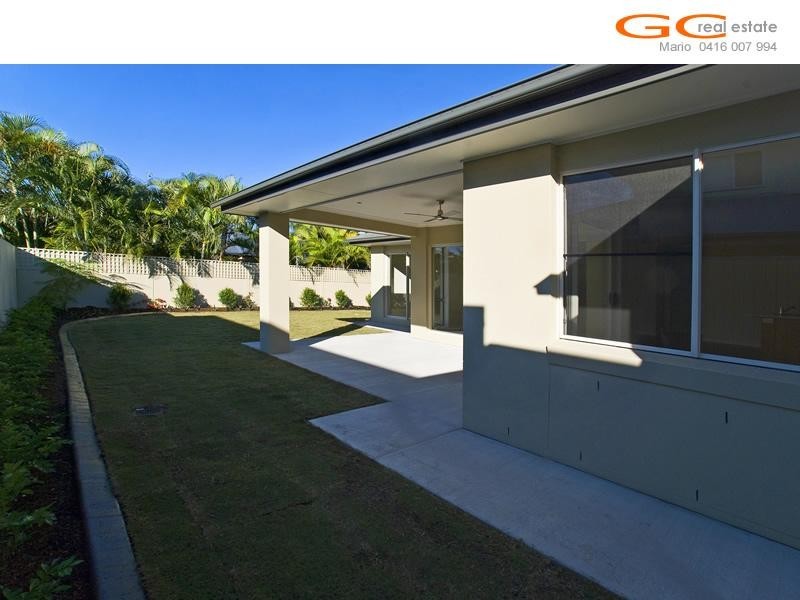 52 Rhodium Crescent, Hope Island QLD 4212