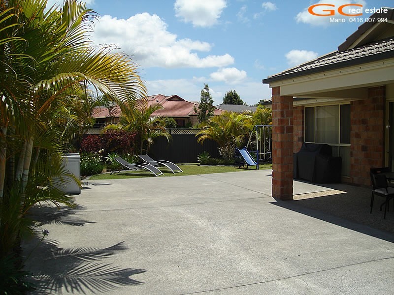 2/16 Balintore Street, Upper Coomera QLD 4209