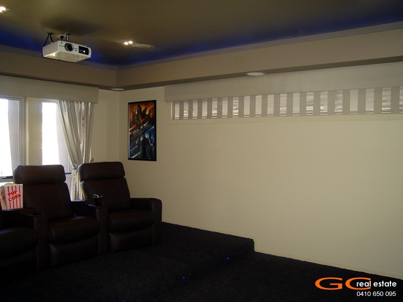 Coomera Waters QLD 4209