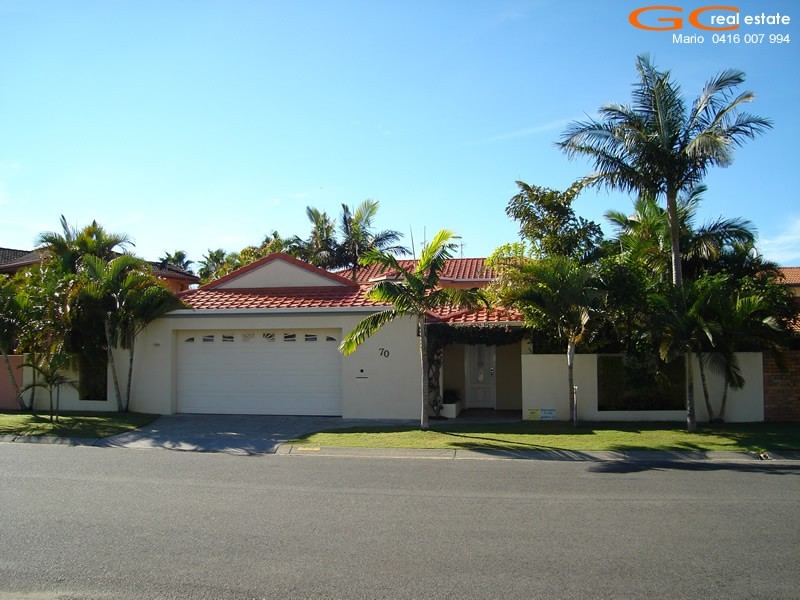 70 Pebble Beach Drive, Runaway Bay QLD 4216