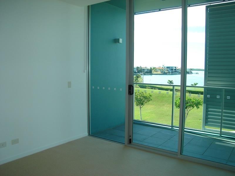 9106/2 The Promontory, Ephraim Island, Paradise Point QLD 4216
