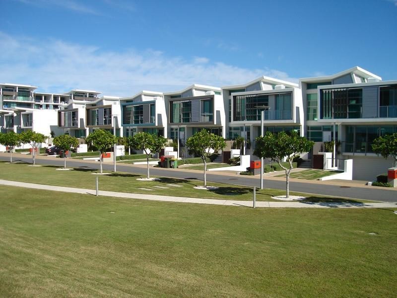 9106/2 The Promontory, Ephraim Island, Paradise Point QLD 4216