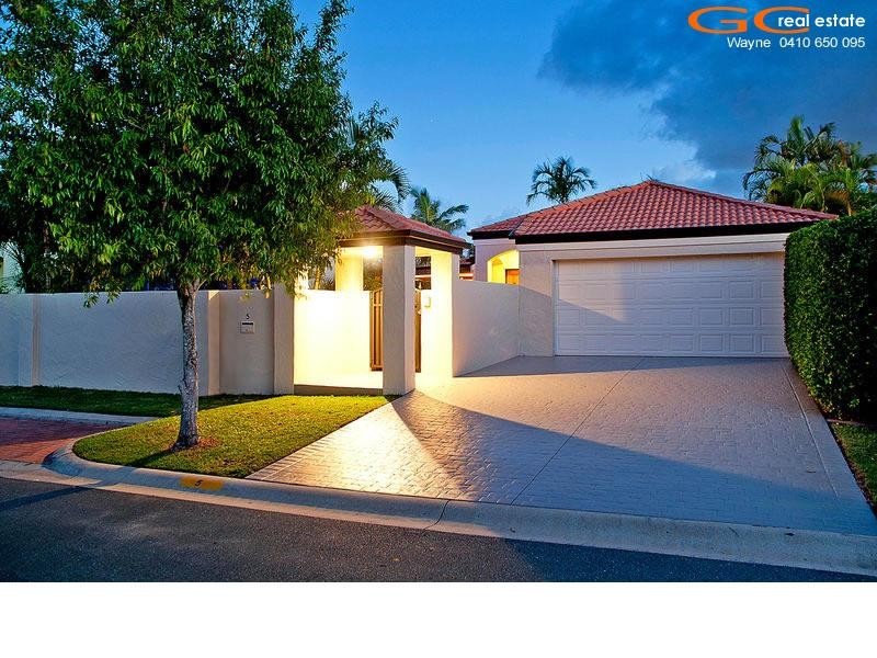 5 Ken Crescent, Monterey Keys QLD 4212