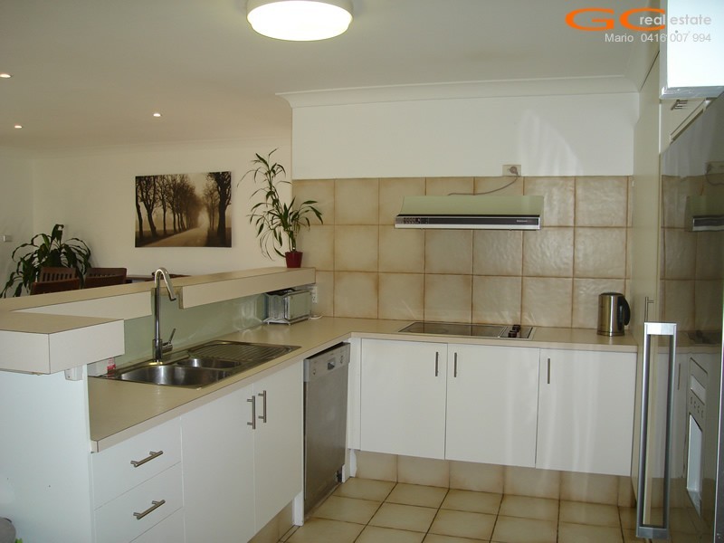 9 Nautilus Place, Biggera Waters QLD 4216