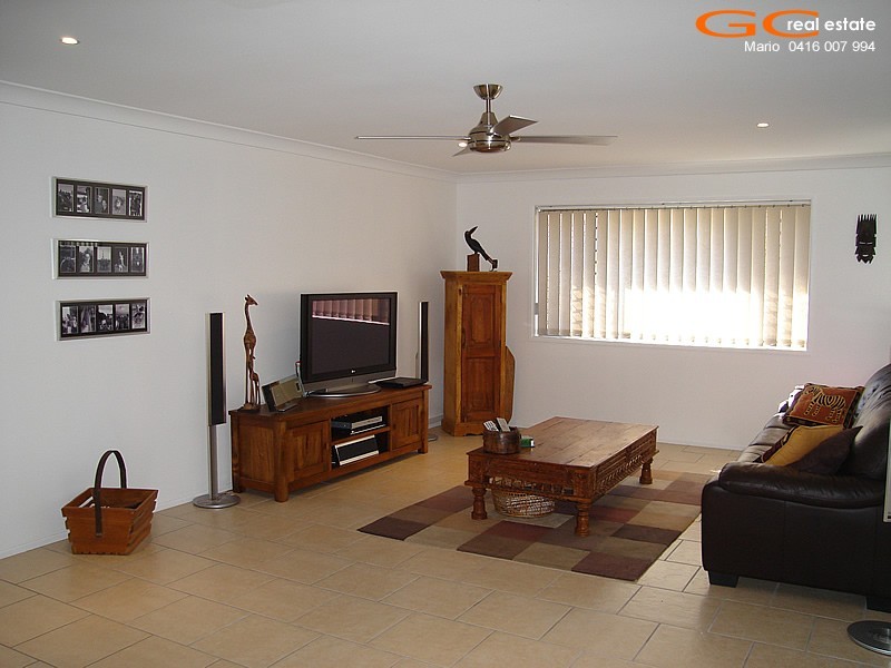 9 Nautilus Place, Biggera Waters QLD 4216