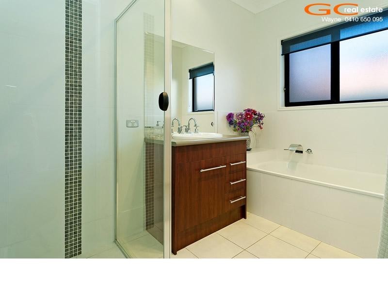 10 Lagos Court, Coombabah QLD 4216