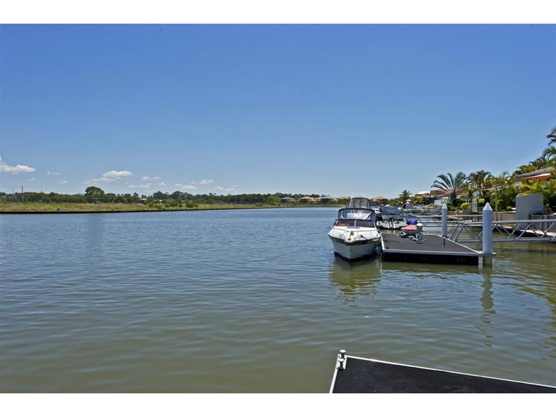 34 Anchorage Way, Biggera Waters QLD 4216