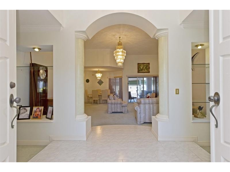 34 Anchorage Way, Biggera Waters QLD 4216