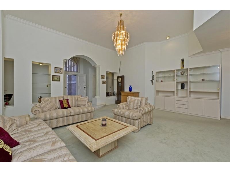 34 Anchorage Way, Biggera Waters QLD 4216