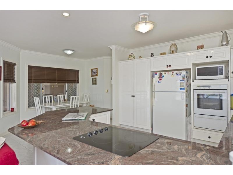 34 Anchorage Way, Biggera Waters QLD 4216