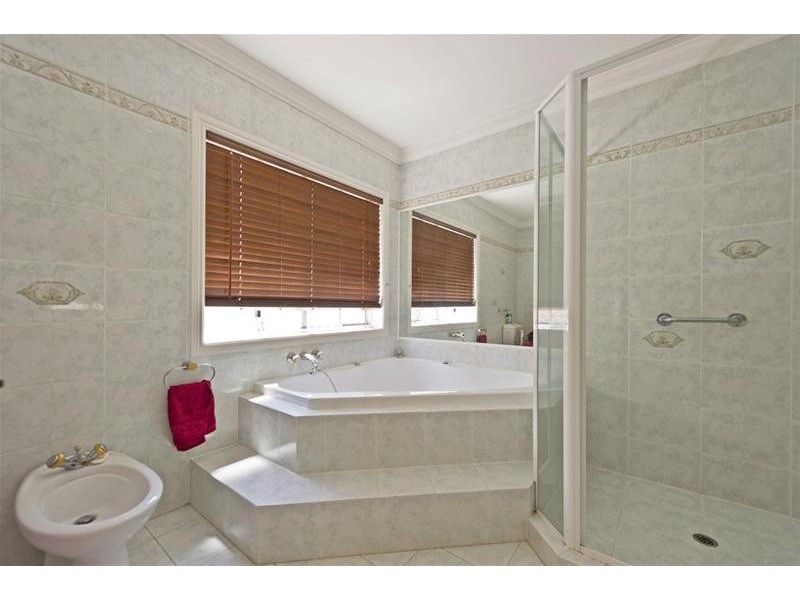 34 Anchorage Way, Biggera Waters QLD 4216