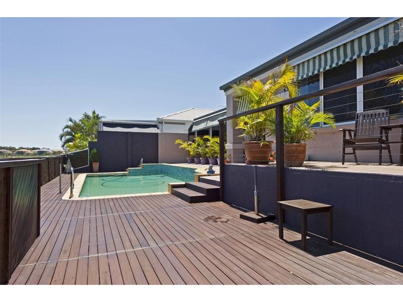 34 Anchorage Way, Biggera Waters QLD 4216