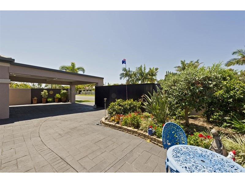 34 Anchorage Way, Biggera Waters QLD 4216