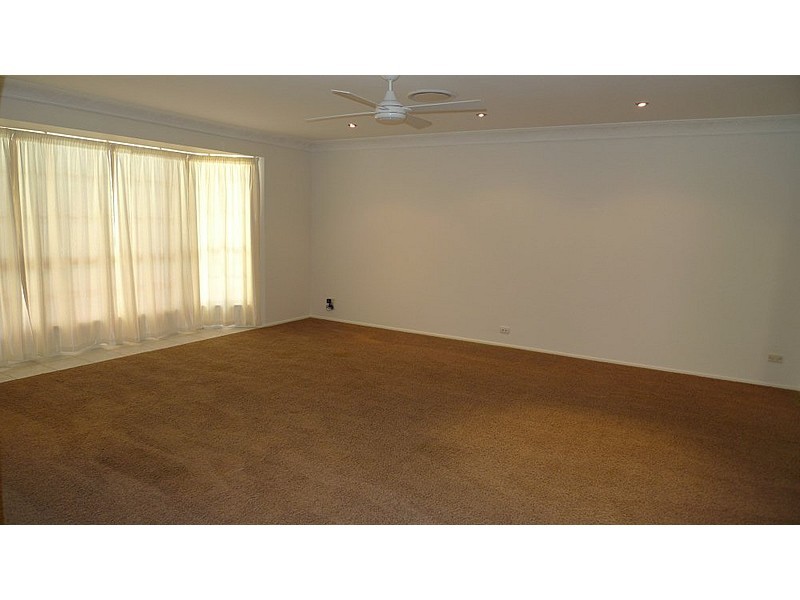 155 Bayview Street, Runaway Bay QLD 4216