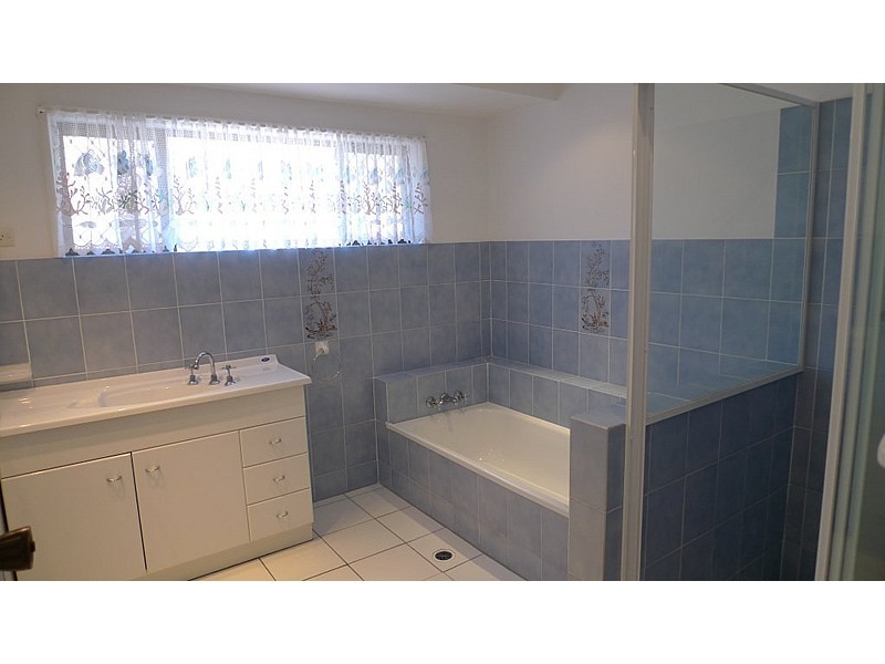 155 Bayview Street, Runaway Bay QLD 4216