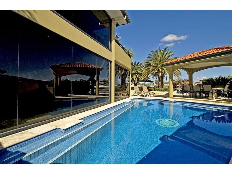 9 Van Diemen Place, Hollywell QLD 4216